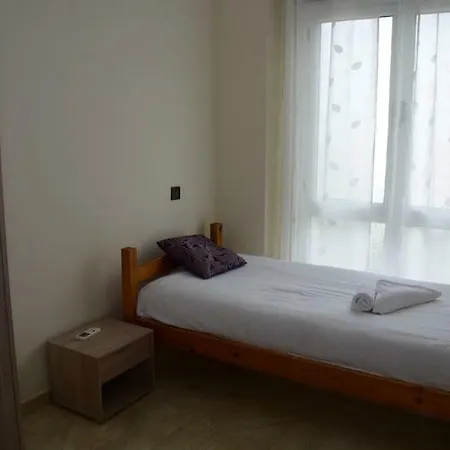 The Confort House 3*